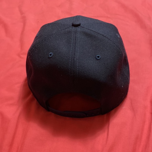 New Era Barstool SnapBack. - Picture 2 of 4